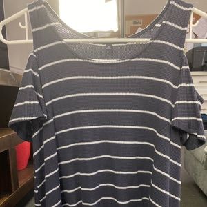 cut out shoulder top